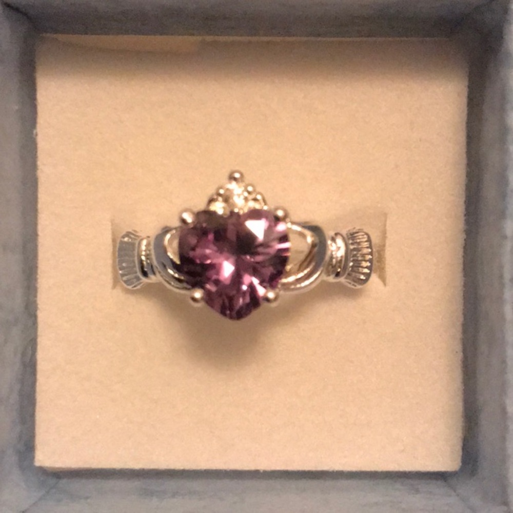 New Sterling Silver 925 Claddagh Ring!